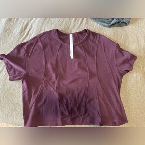 Lululemon cropped t shirt- maroon